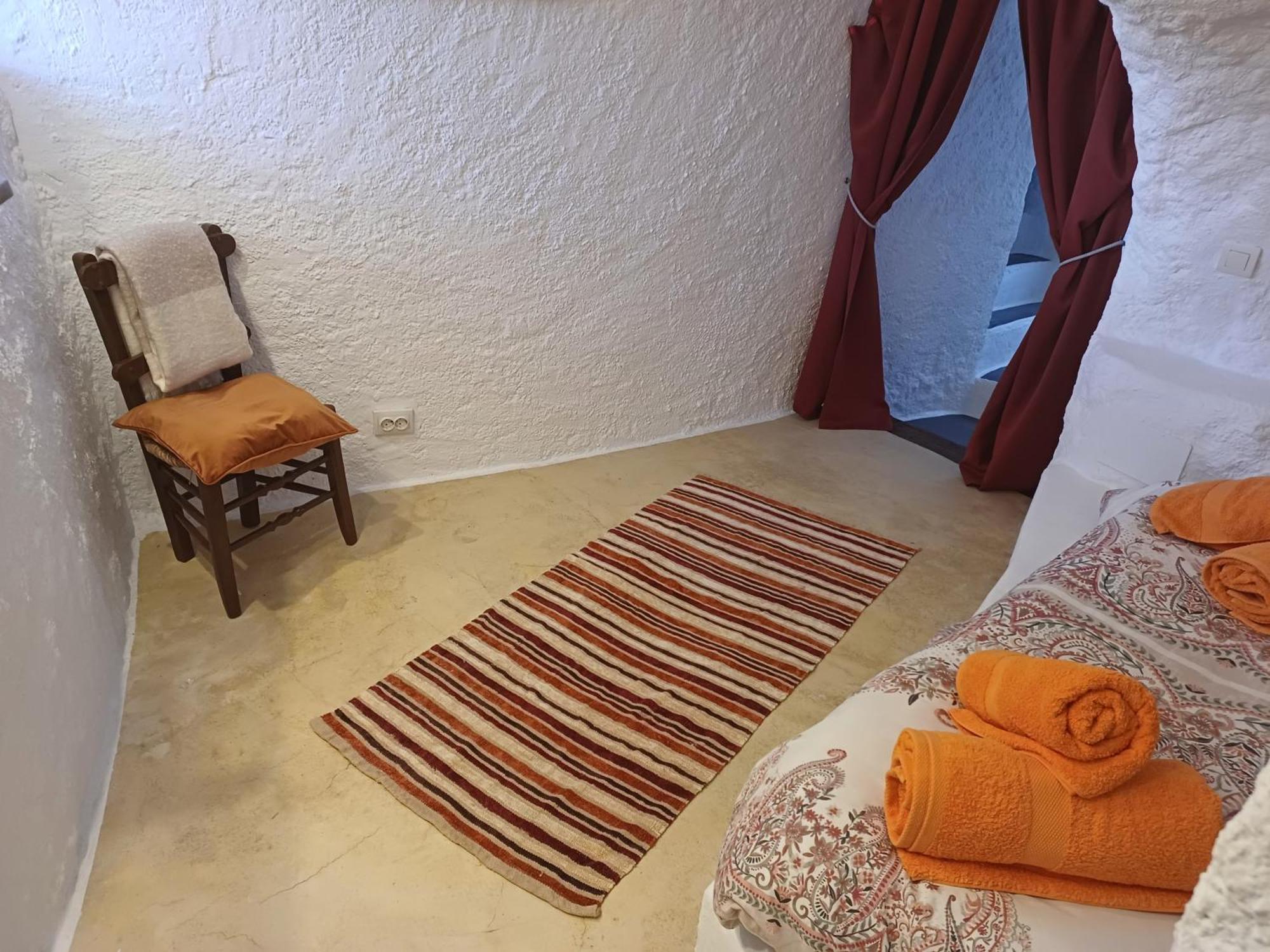 Villa Cuevas Azul à Baza Extérieur photo